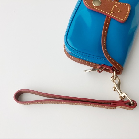 Dooney & Bourke Patent Wristlet - Picture 3 of 9